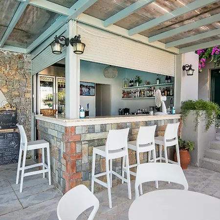 Aphea Village Aparthotel 3*